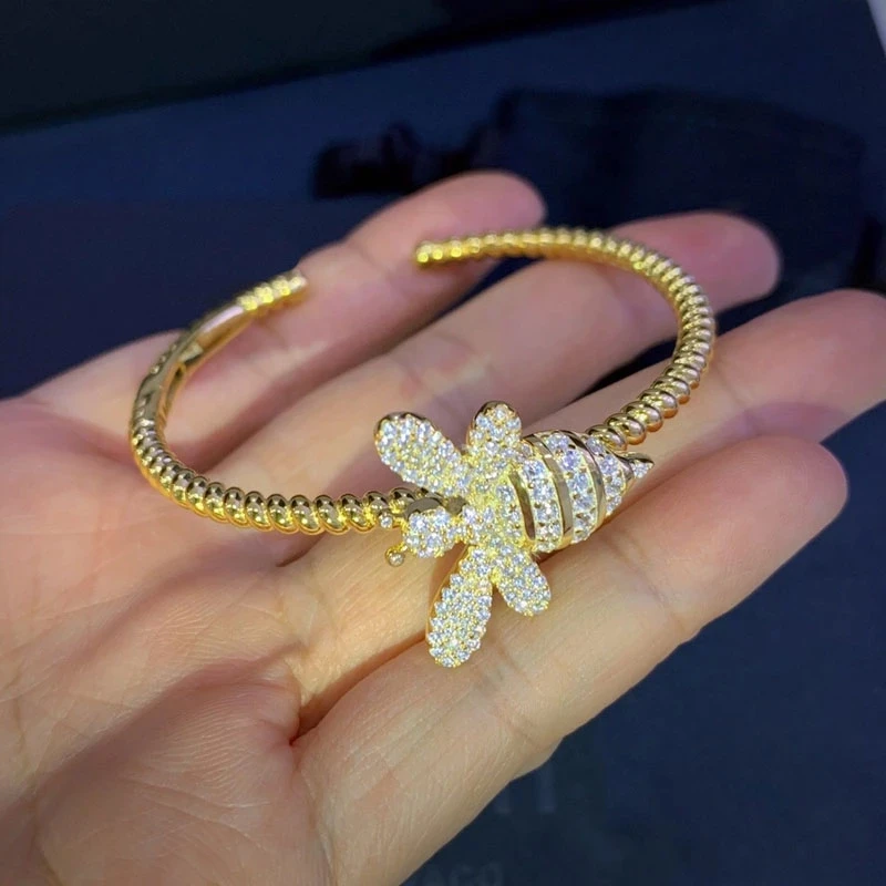 

SOELLE 925 Sterling Silver Yellow Gold Color Bumble Bee Open Cuff Bangle Micro Cubic Zirconia Stones Bracelet Women Jewelry
