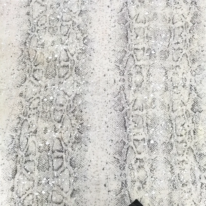 Модный Блестящий женский шарф с люрексом и змеиным рисунком мягкий серебряный