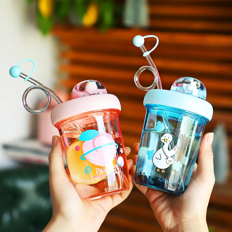 

Small micro landscape revolving cup girl student personality creative water cup cartoon lovely plastic straw cup