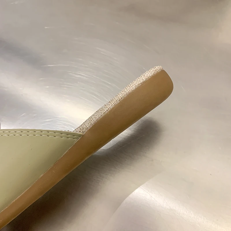 2021 Fashion New Flat Beach Slippers Summer New Slippers Women's Muller Fish Mouth Comfortable Non-slip Women's Shoes