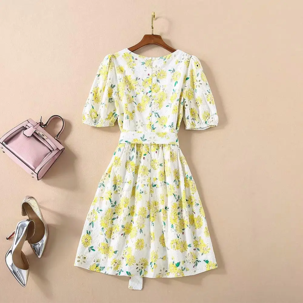 

European and American women's dress 2020 summer new styles Bubble sleeve V collar hollow out embroidery Fashionable dress