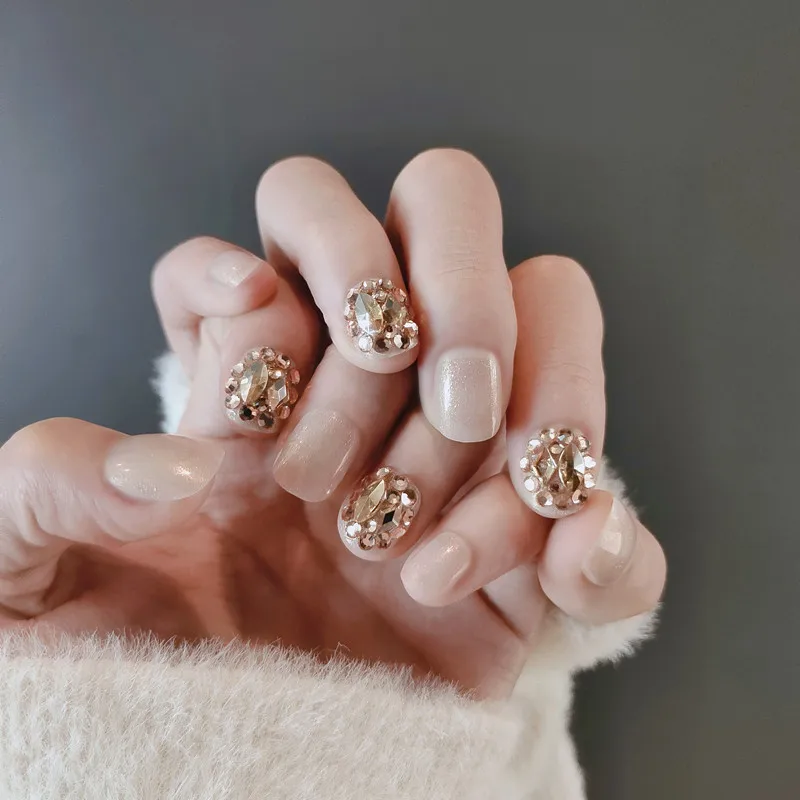 

24 шт ногти патч полный бокал для шампанского клей для алмазов Тип короткий параграф съемный модного маникюра Накладные ногти для ног патч ...