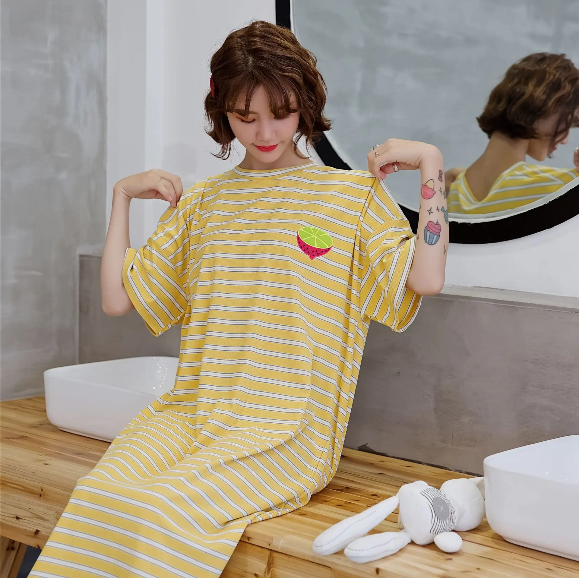 

Spring Summer Women's Round Neck Cotton Fruit Pattern Long Sleeve Knee Length Nightdress Super Loose Casual Comfortable Clothing