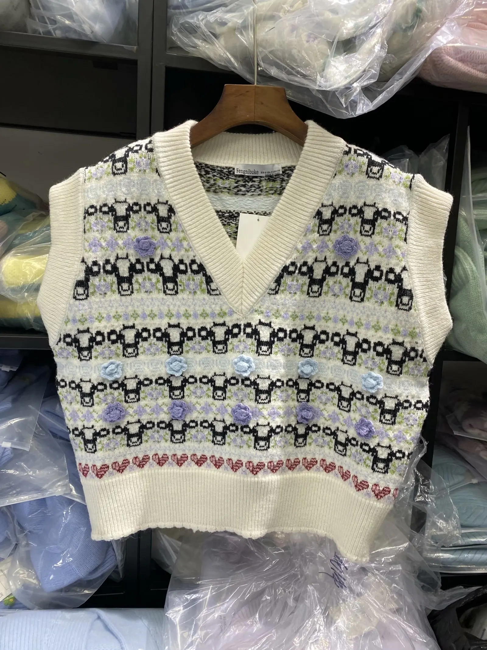 

TMODA894 Za 2021 Women Floral Jcaquard White Knitting Vest Sweater Women Winter V Neck Sleeveless Sweater Preppy Pullover
