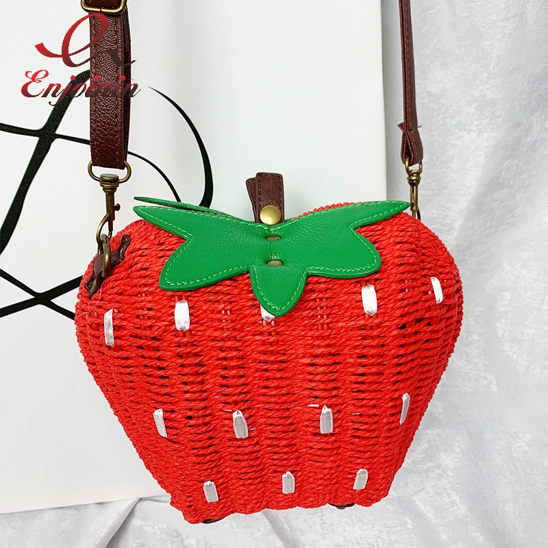 

Strawberry Straw Shoulder Bags Female Summer Beach Purses and Handbags Women Clutch Bag Vintage Rattan Weave Handmade Fashion