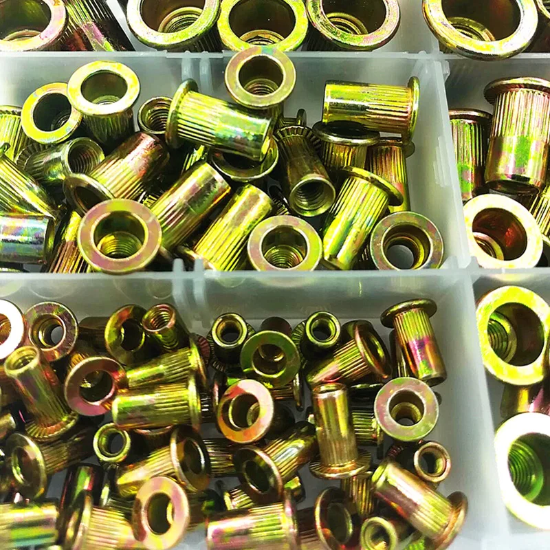 Набор заклепочных гаек из углеродистой стали с цинковым покрытием 190 шт. в
