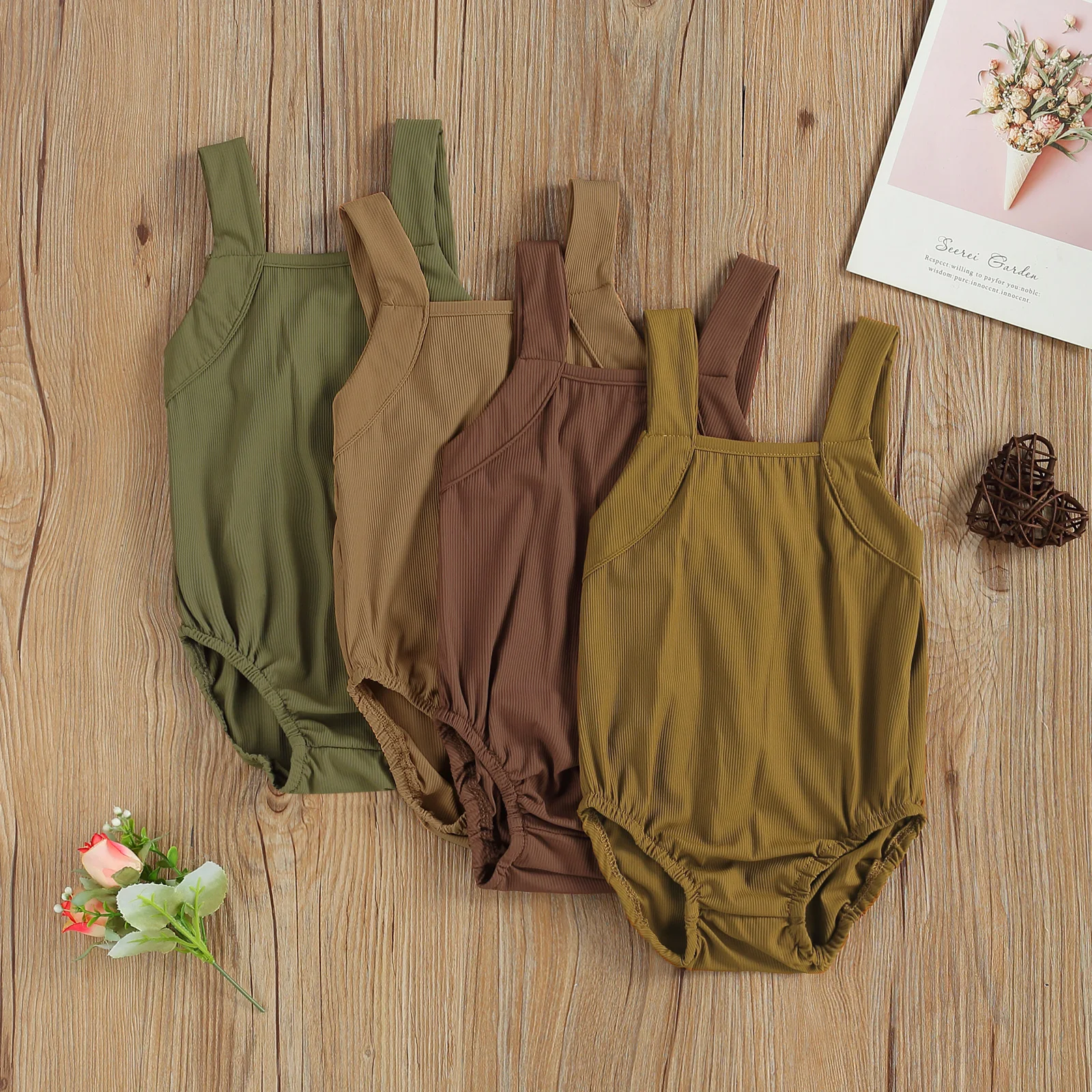 

Слитный купальник для маленьких девочек 4 цветов, детский однотонный купальник в простом стиле без рукавов, на бретелях, для отдыха, на лето