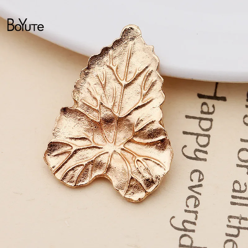 KC Gold-19x27MM BoYuTe(20 Pieces/Lot) Metal Alloy 40*34MM Maple Leaf Materials Vintage Hand Made Diy Jewelry Accessories Wholesale - Цвет: KC Gold-19x27MM