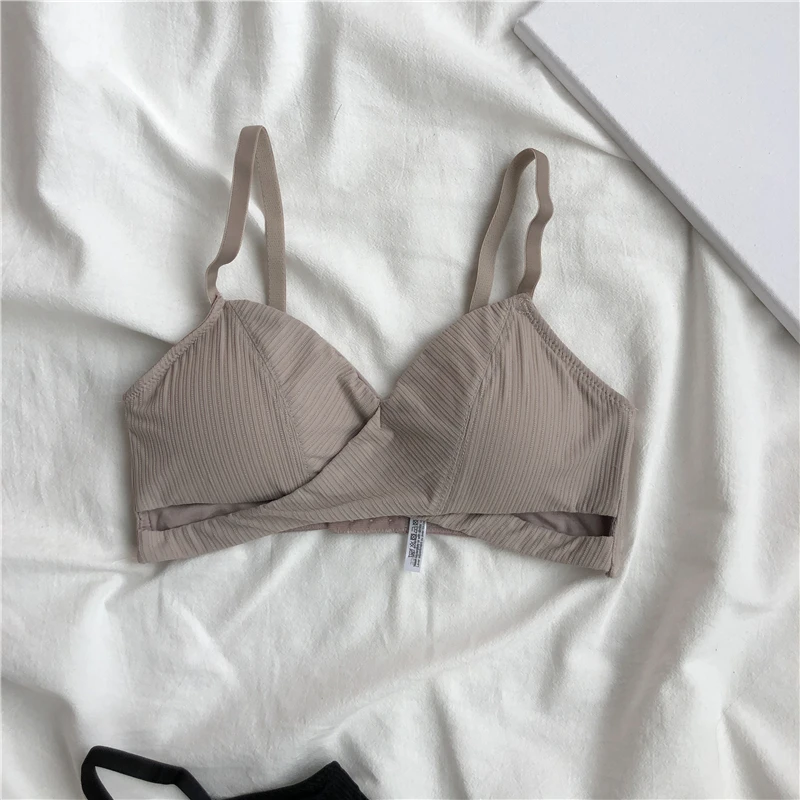 

Harajpee French Underwear Women Summer New Hot Popular Gathered Bra Wire Free Student Girl Sweet Backless Thin Crop Bras 2021