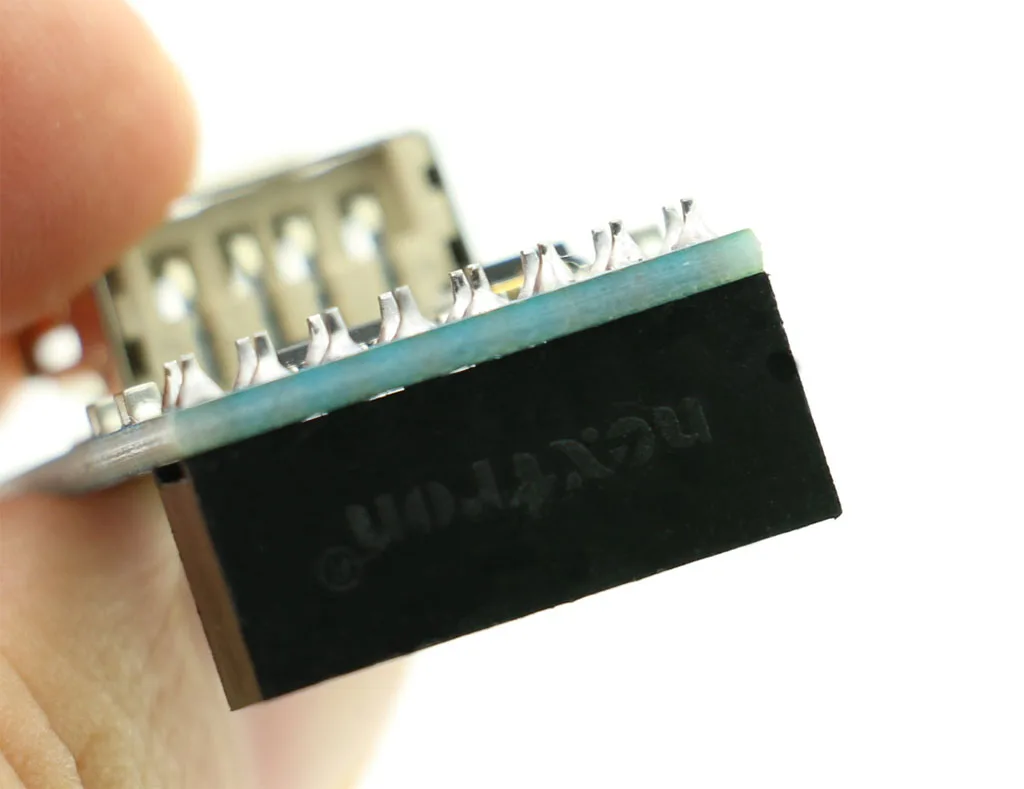 Высокоскоростной USB модуль может быть подключен к STM32F429BI/STM32F746 макетная плата
