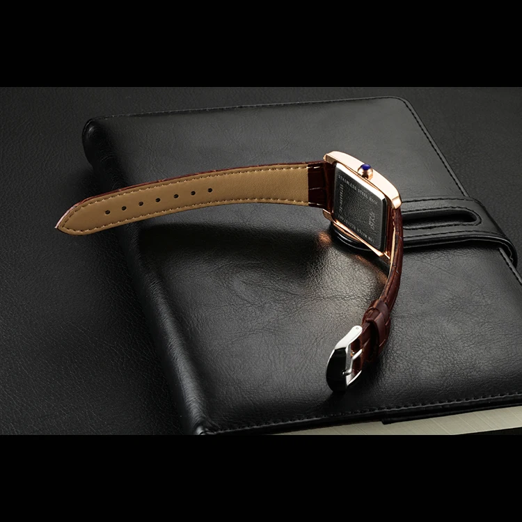 

No.2 Eyki Genuine Leather Strap Couple Watches Formal Roman Scale Rectangle Dial Quartz Watch Ladies Watch Men's Sport Watch