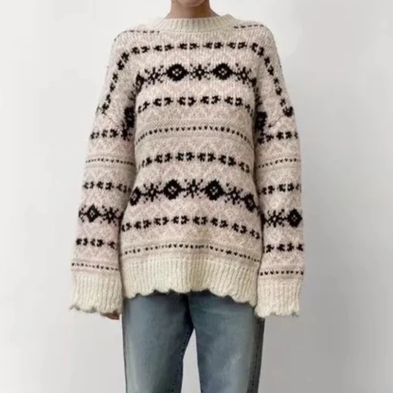 

Женский трикотажный свитер с V-образным вырезом