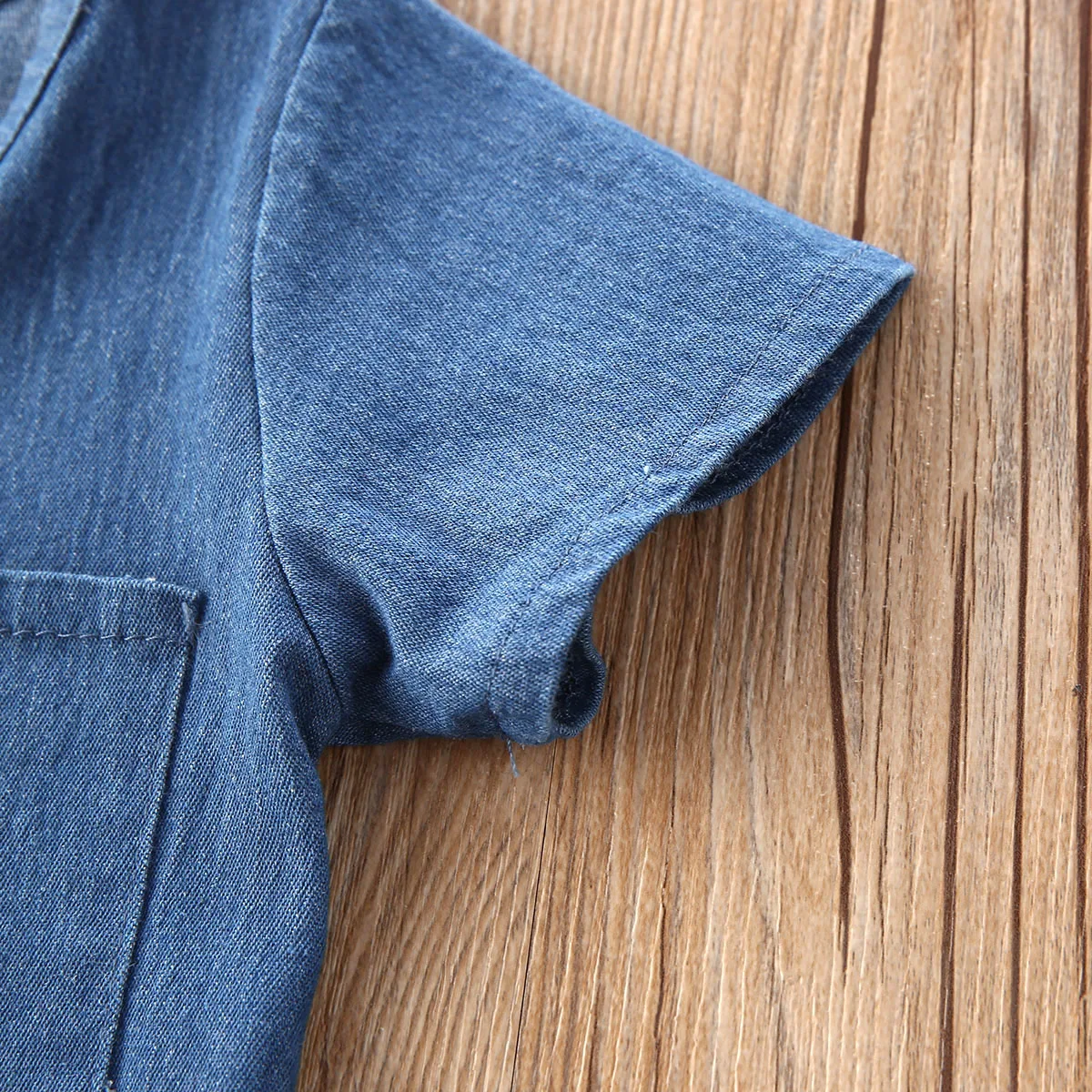 Летняя одежда для маленьких девочек Джинсовый комбинезон с кружевом