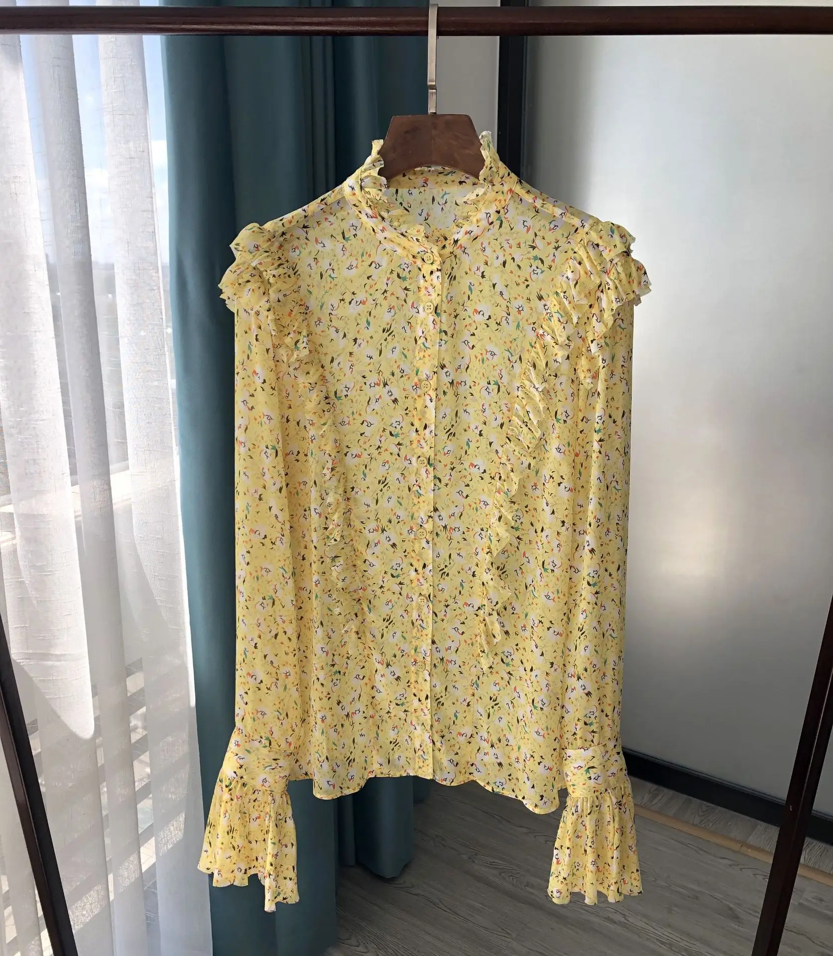 

Women Shirt Yellow Flower Ruffled Shirt Trumpet Sleeve Long Sleeve Shirt