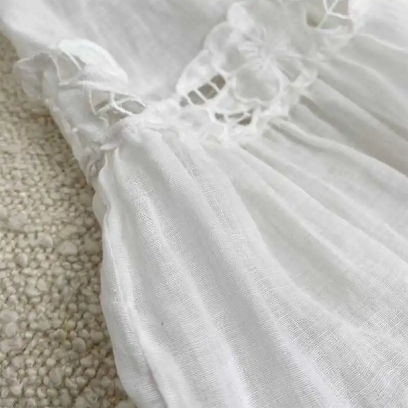 

2021 New Summer Women Fashion White Embroidery Flower Waist Side Hollow Out Sleeveless Midi Dresses