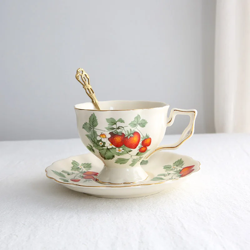 

Kitchen,Dining & Bar