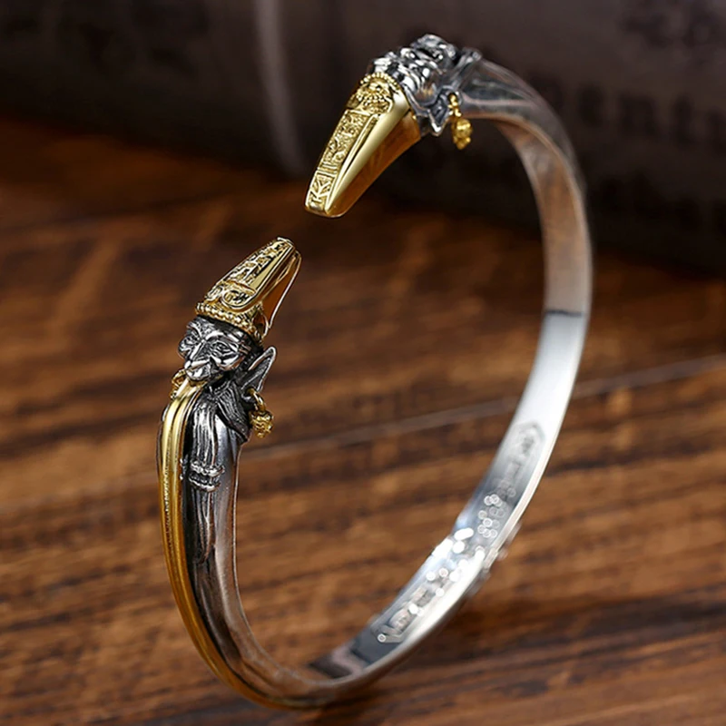 

Высококачественный мужской серебряный браслет ручной работы в стиле ретро властелирующий черный и белый непостоянный Серебряный аксессуа...