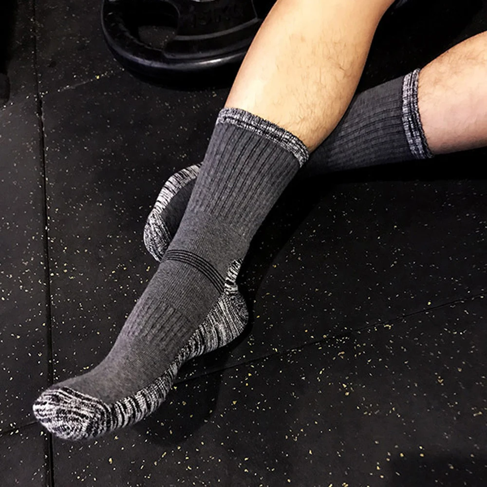 

New Winter Cotton Socks Thicken Thermal Wool Pile Snow Climbing Hiking Sport Seamless Boots Floor Sleeping Socks For Men Hosiery