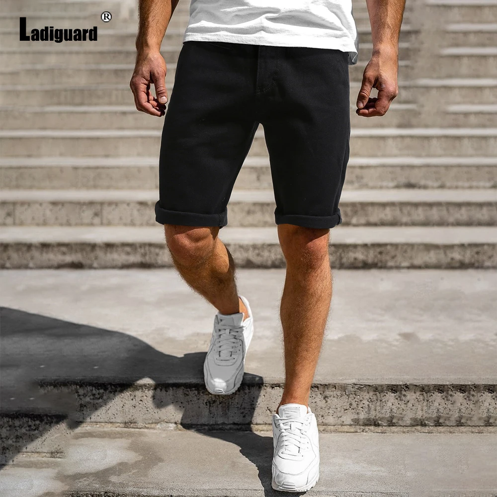 Ladiguard Summer Western Fashion Crimping Shorts Jeans Men Straight Casual All-match Classic Simple Denim Shorts Mens Streetwear