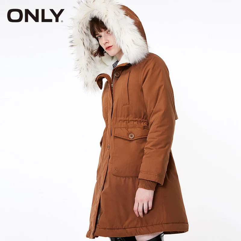 Только зимнее женское длинное хлопковое пальто с меховым воротником и капюшоном