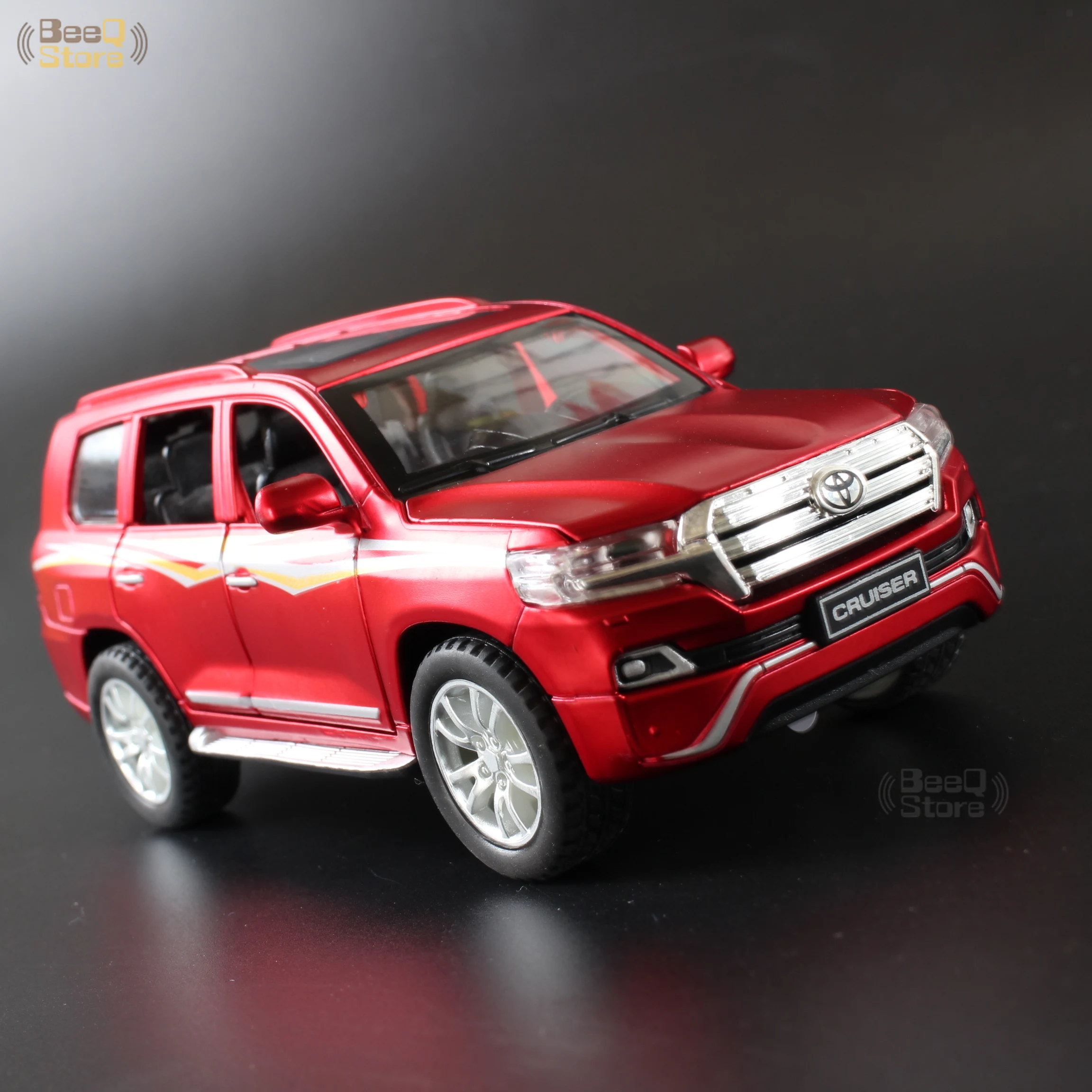 Литая модель автомобиля Toyota Land Cruiser 1:32 внедорожника игрушечная машинка со звуком