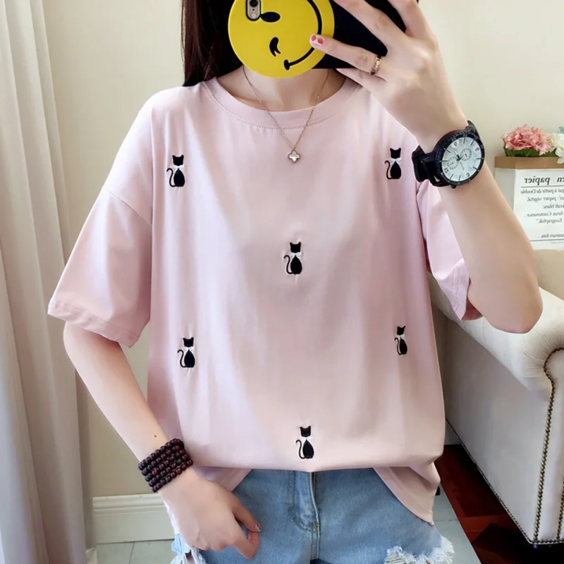 Женская футболка с вышивкой в стиле кампуса Модная хлопковая коротким рукавом и