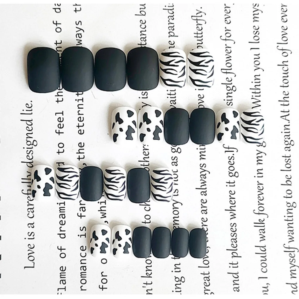 24 шт./коркор. накладные короткие ногти матовые черные и белые молочные коровы