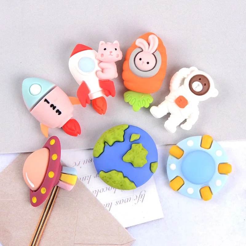 

Kawaii Decor Cartoon Astronaut Flying Saucer Flatback Resin Cabochons Craft DIY Phone Decoration Hair Accessories