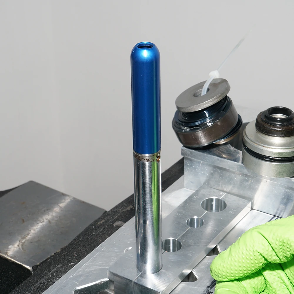 

H2CNC Aluminum Alloy Shock Seal Bullet Tool CNC Machined 1 Set Red Titanium Blue Motorcycle for 14/16/18 mm SHOCK