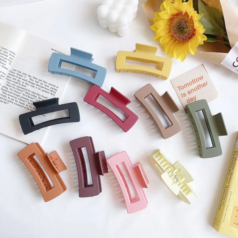 

Retro Frosted Hair Claws Sweet Candy Color Square Lady Barrettes Grace Temperament Acrylic Material Women Ponytail Hairpin