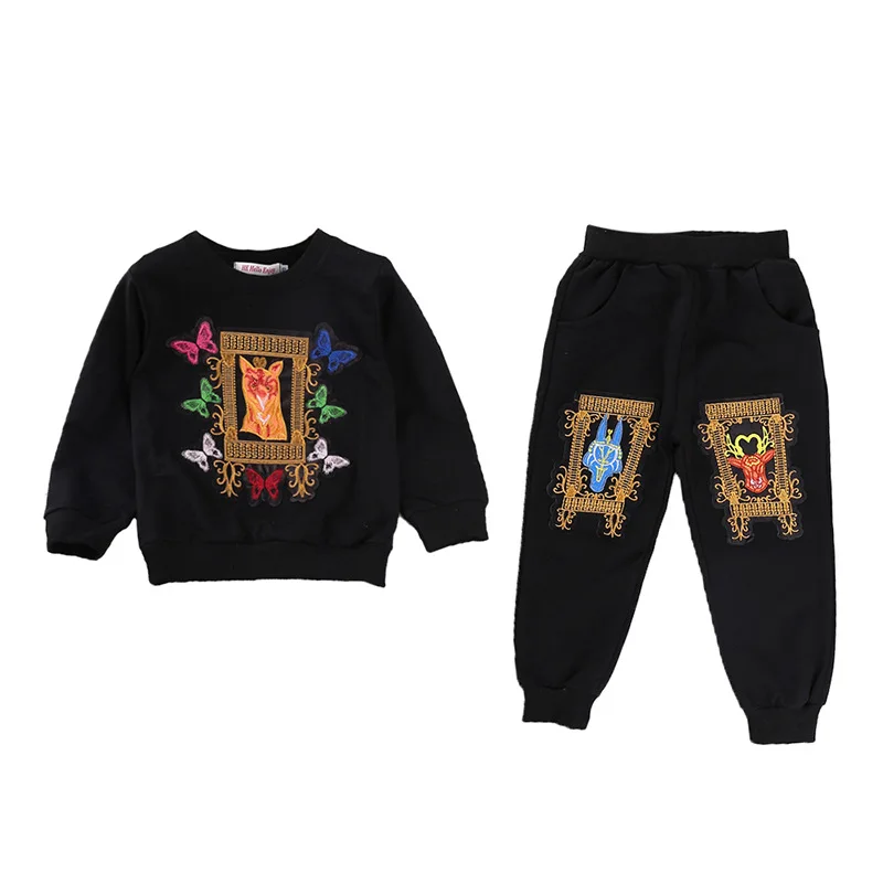 

Children's clothing winter new casual boy suit children's printing long-sleeved pullover + trousers two-piece suit 2-6 years