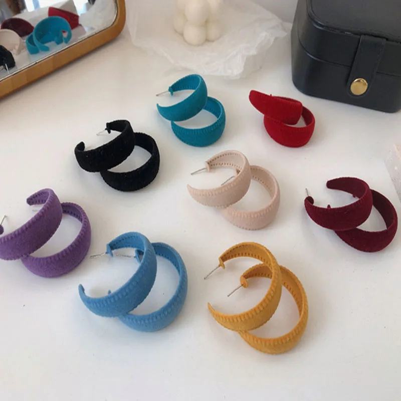 

Winter Autumn Jewelry C-shaped Earrings Round Colorful Green Blue Red Purple Orange Flocking Drop Earrings For Women Jewelry