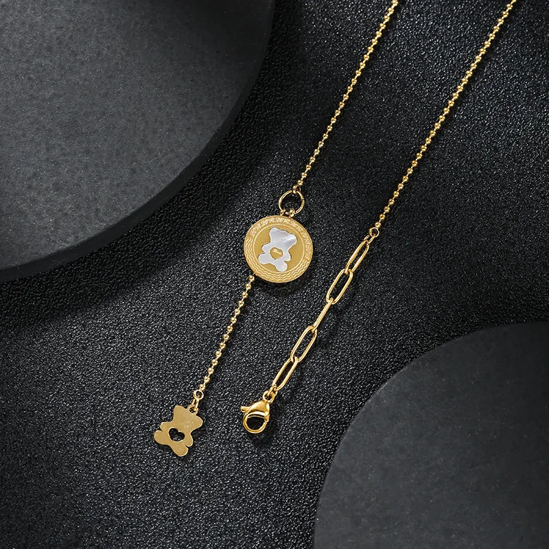 

Fashion Temperament Titanium Steel Shell Clavicle Chain Necklace Female Jewelry Korean New Exquisite Cute Bear Necklace