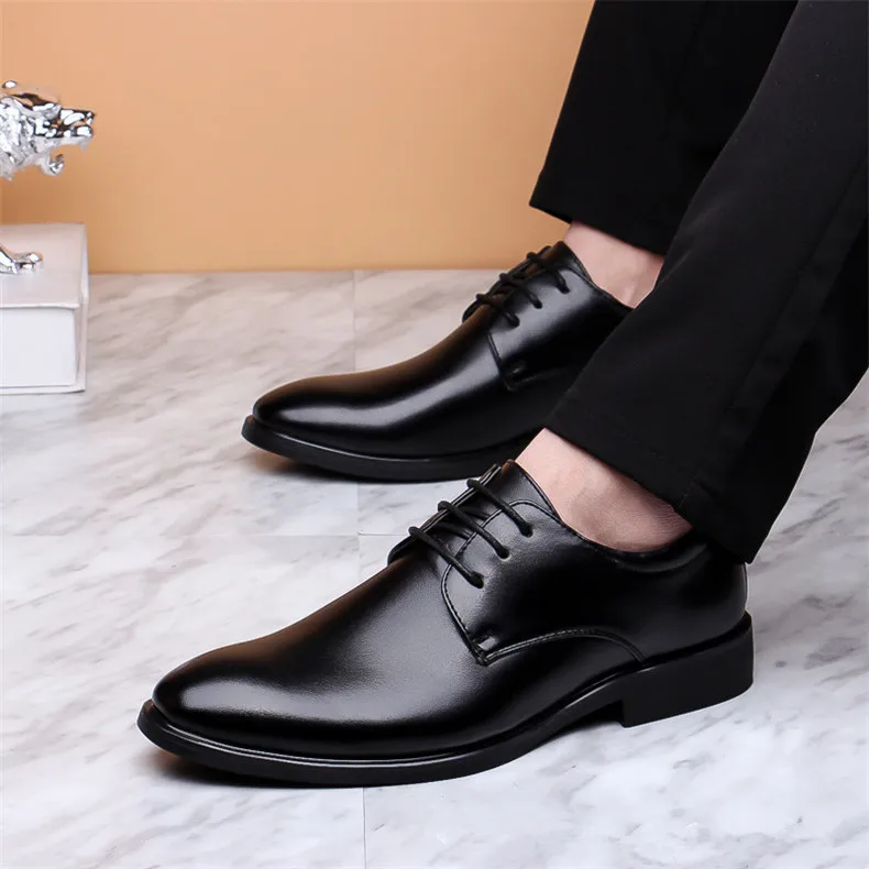 

Black Business Formal Shoes Men Slip On Oxford Leather Men Shoes Casual Breathable Wedding Dress Office Shoes 2021