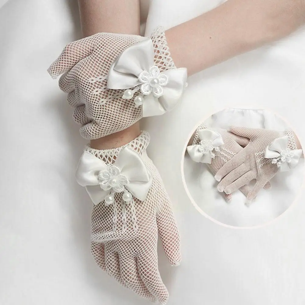 

White Sexy Lace Gloves Girls Mesh Lace Gloves Party Supplies Children Birthday Ceremony Coronation Accessories Gift Mittens