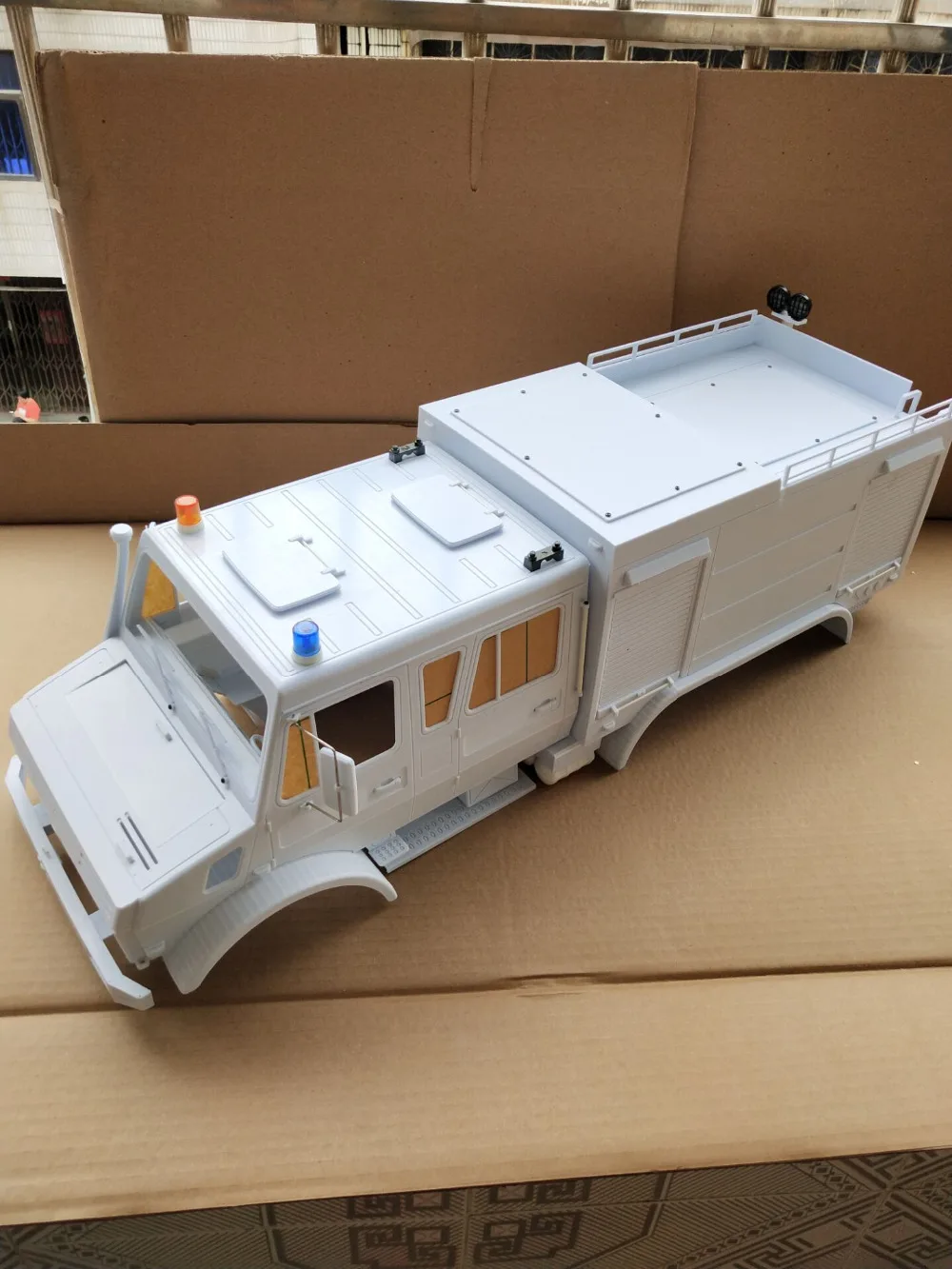 1/10 RC Unni monk пожарные армейские грузовики/Benz кузов Неокрашенный Для осевой SCX10 RC8WD D90 шасси ax90027 90028 ax90035 90022 313 мм