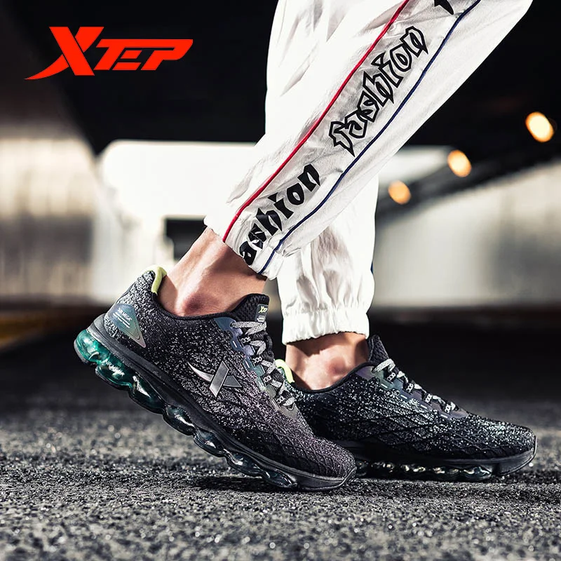Мужские кроссовки для бега Xtep AIR MEGA сезон осень зима амортизирующие спортивные с