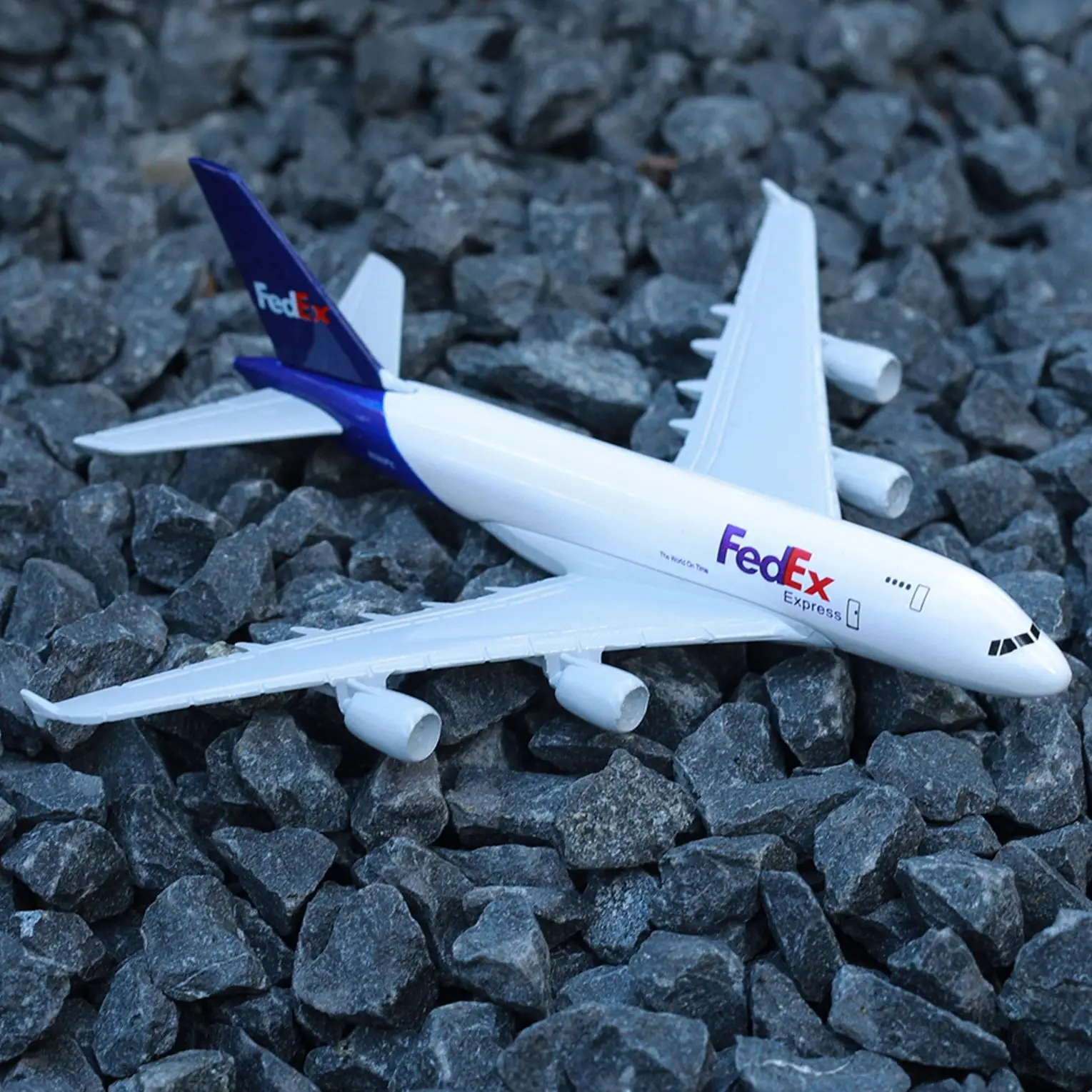 

Модель грузового самолета Fedex 6 дюймов, металлический самолёт, литый под давлением, миниатюрная коллекция, Eduactional игрушка для детей