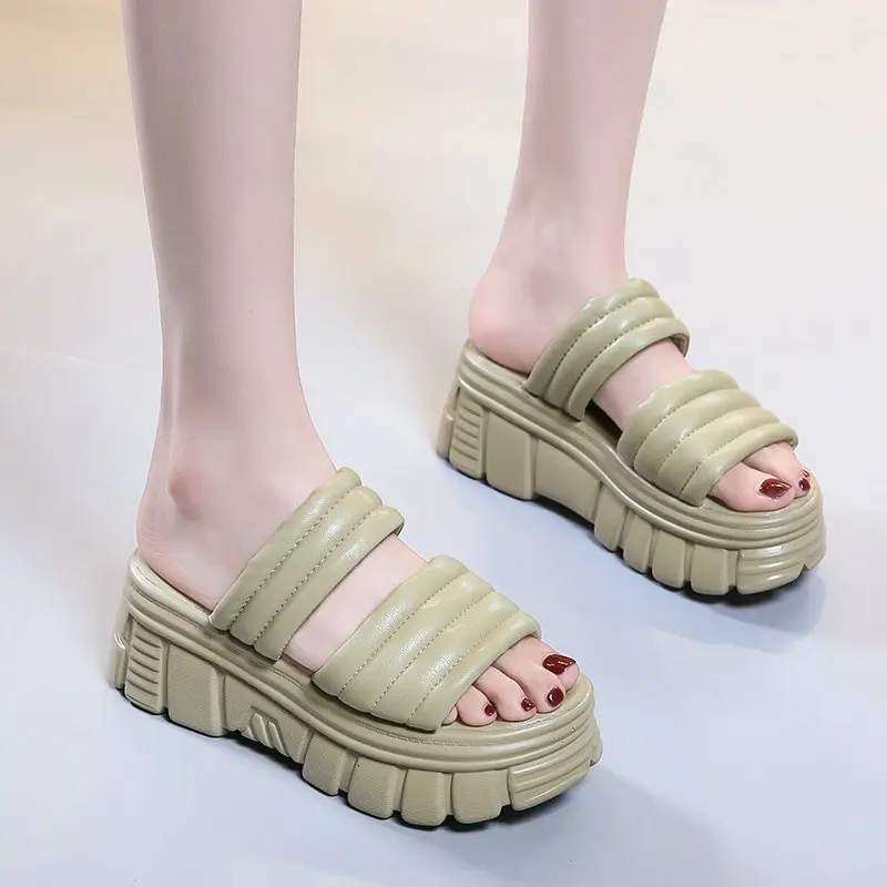 

Women's Summer Chunky Slippers 2021 Fashion Thick-Bottom Sandals Flip Flops Wedges Chain Slippers Platform Beach Slides Zapatos