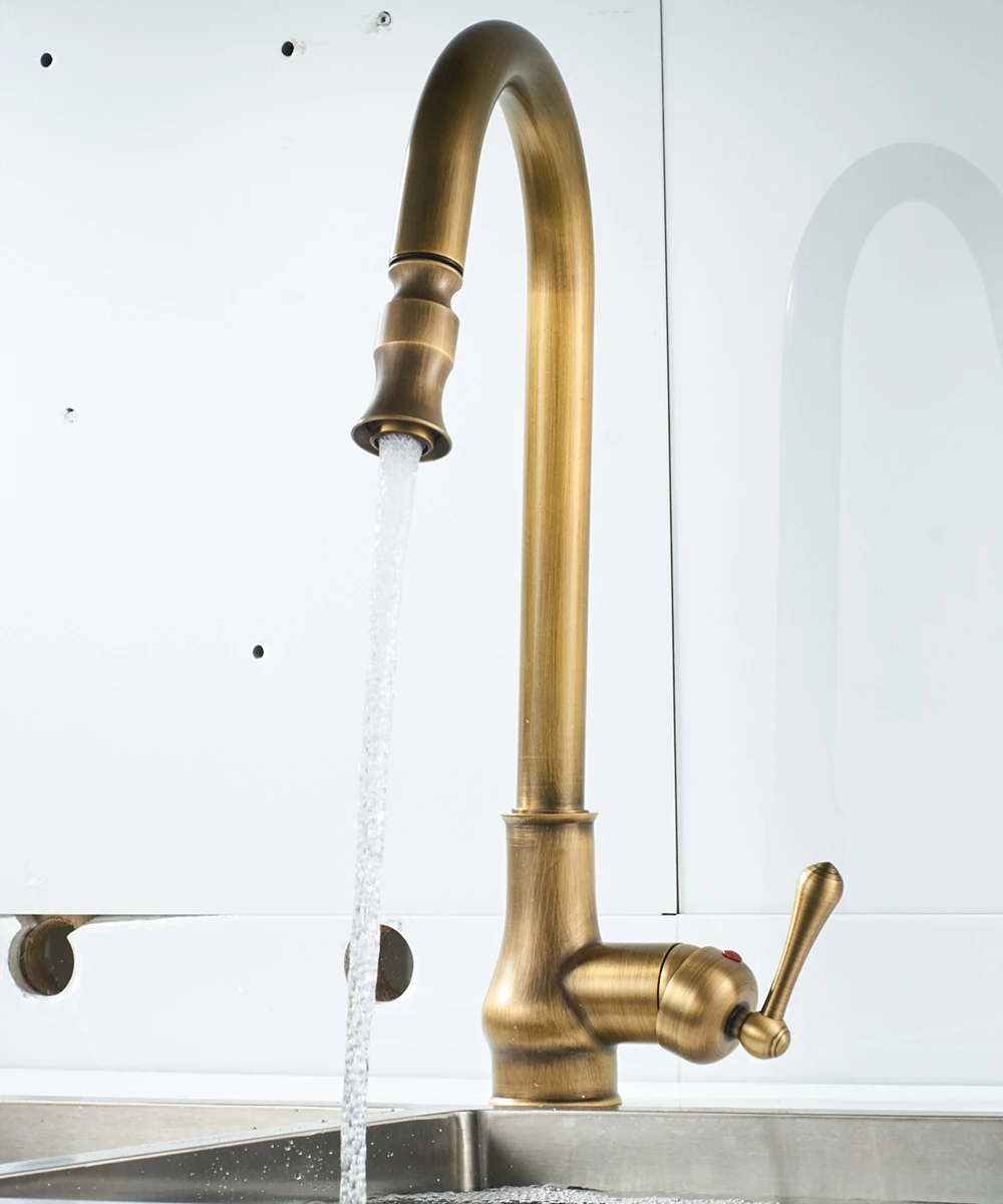 

Europe Antique Brass Mixer Pull Out Hot and Cold Water Tap Sink Swivel 360 Degree Mixer Pull Down Kitchen Faucets Single Hole