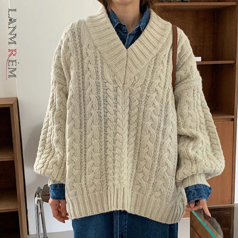 

LANMREM 2021 Autumn Winter New V-neck Twist Knitted Top Female Long Sleeev Loose Keep Wear Sweater Women Fashion Clothing 2W1872