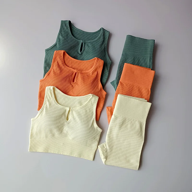 

Seamless Yoga Set 2 Pcs Sports Suit Female Workout Clothes Sports Bra+High Waist Gym Shorts Running Women Sportwear