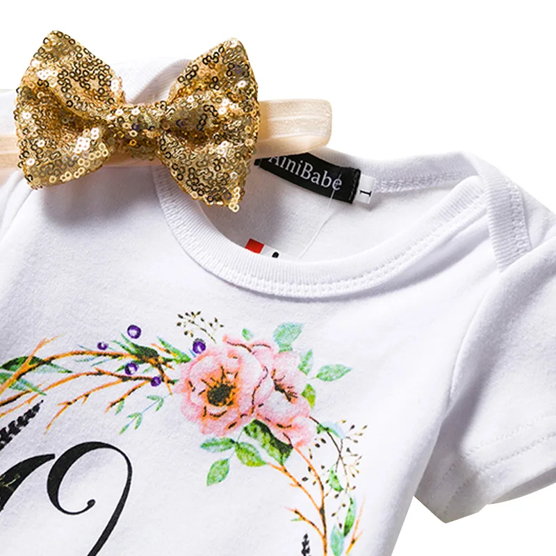 Женское платье на день рождения It's My First Girl золотистое для крещения пачка