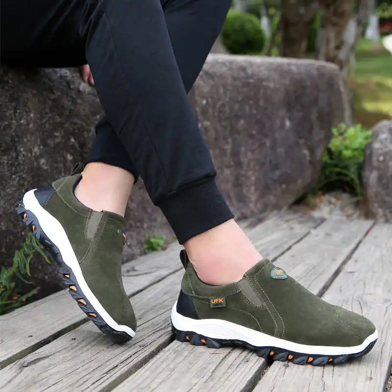 

Stripe Luxury Brand Sneakers Designer Luxury 2021 Their Flat Shoes Traners Men Athletic Shoes Water Sole For Handmade Tennis
