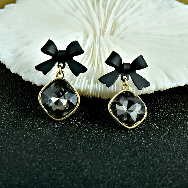 

Korean Fashion Earrings for Women 2021 New Black Bow Earrings Senior Square Crystal Earrings Earrings Female Earrings