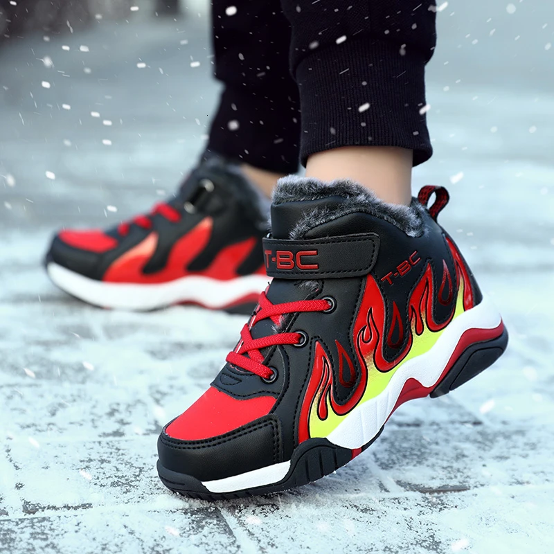 Детская спортивная обувь кроссовки для мальчиков зимняя модная