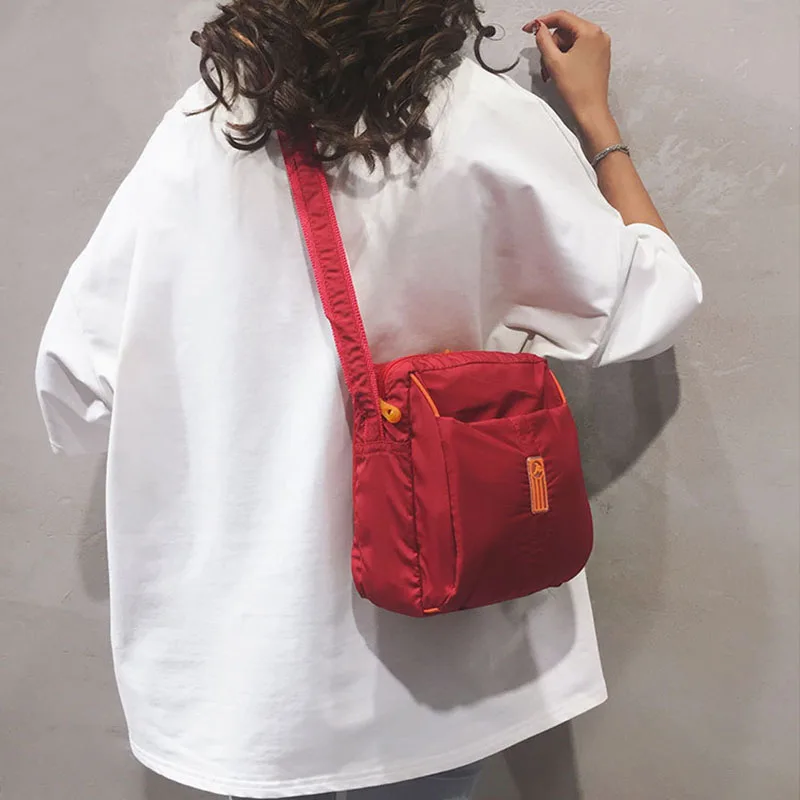 

Ddjpd Fashion Canvas Women's Bag Youth Mini Messenger Bag Street Small Square Bag Casual Couple Shoulder Shopping Bag
