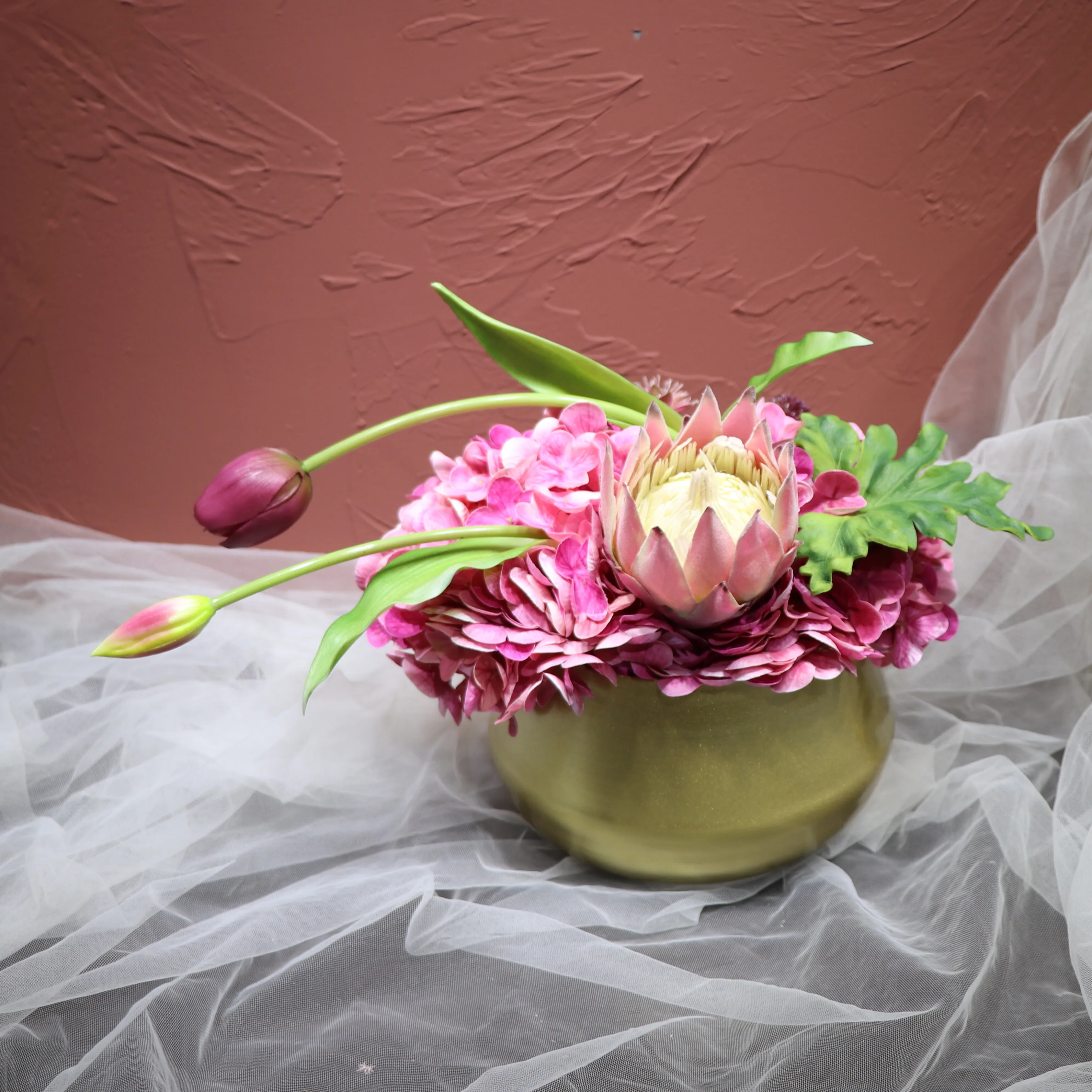 

INDIGO - Protea Cynaroides Bonsai Hydrangea Tulip Artificial Table Flower Arrangment Party Event Centerpiece Decoration