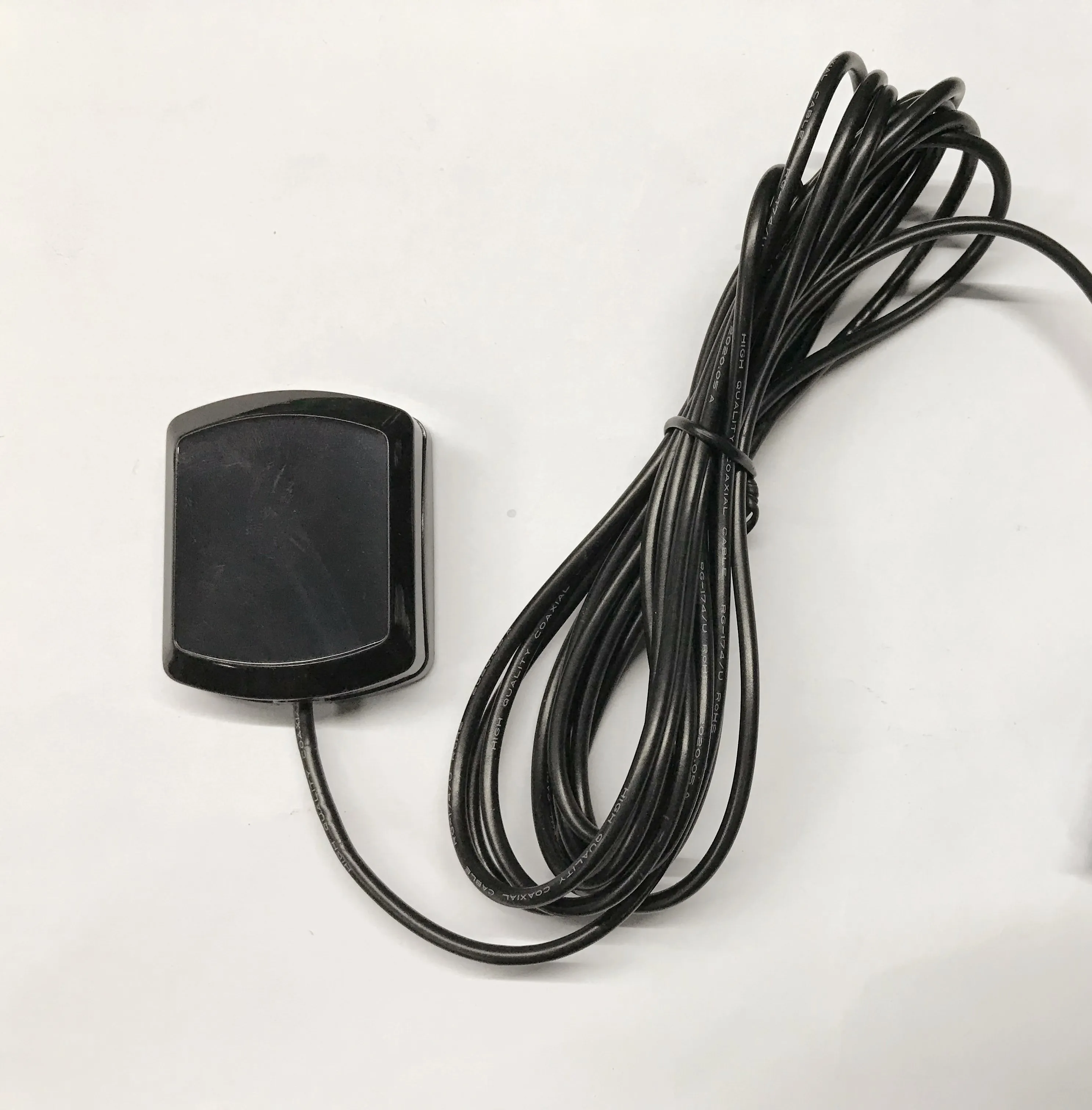 high gain waterproof gps car active aerial outdoor use magnetic mount SMA male antenna | Communications Antennas - Фото №1