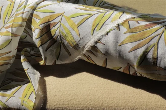 14mumi печатная крепдешиновая ткань шелк тутового шелкопряда одежда BH2147 0 5 m|Ткань| |